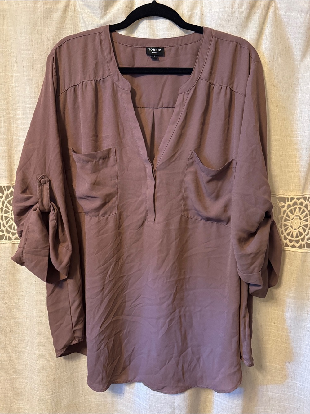 torrid dusty mauve split V-neck blouse